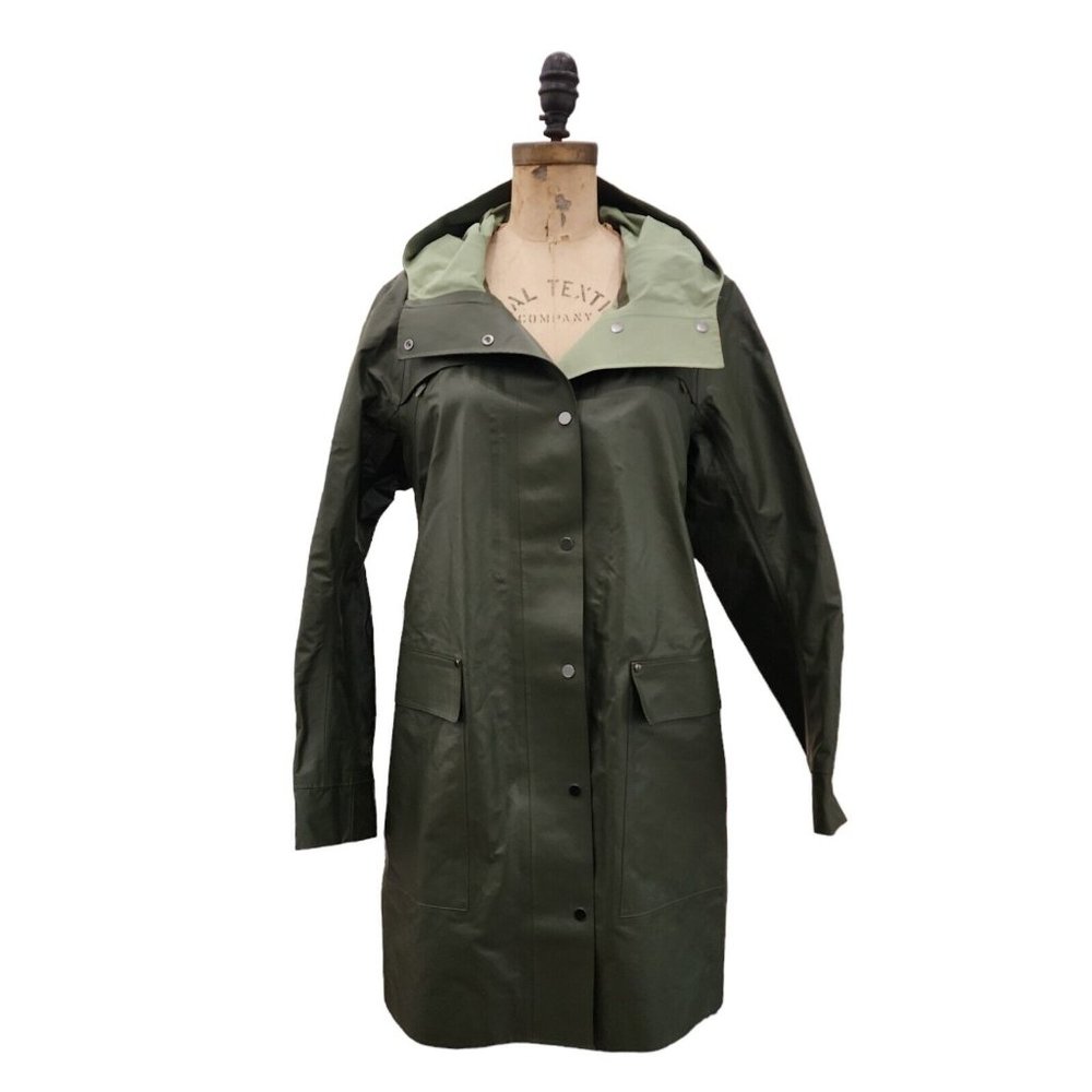 Lululemon Into the Drizzle Rain Jacket Landscape Green Willow 8 EUC - Picture 2 of 7